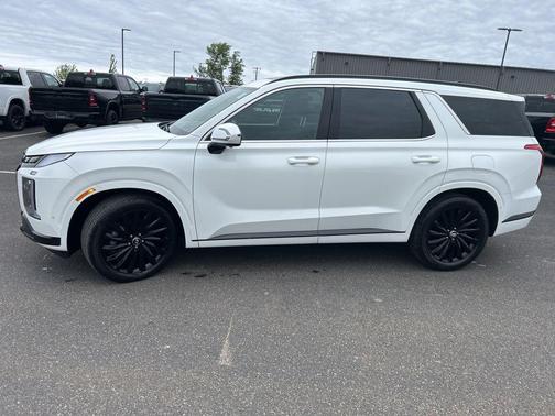 Hyper White 2025 Hyundai PALISADE Calligraphy Night Edition