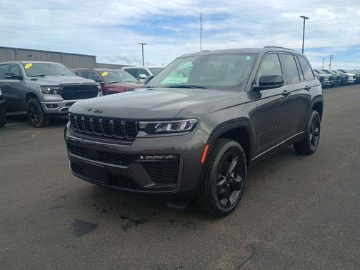 Metallic 2026 Jeep Grand Cherokee Limited