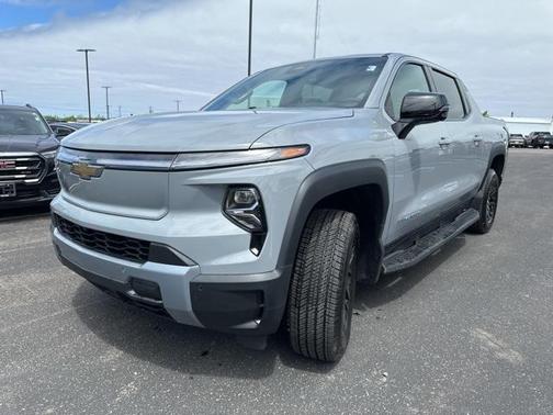 2025 Chevrolet Silverado EV LT
