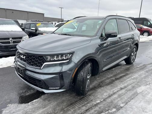 2022 Kia Sorento S