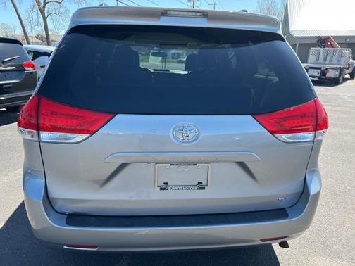 2013 Toyota Sienna
