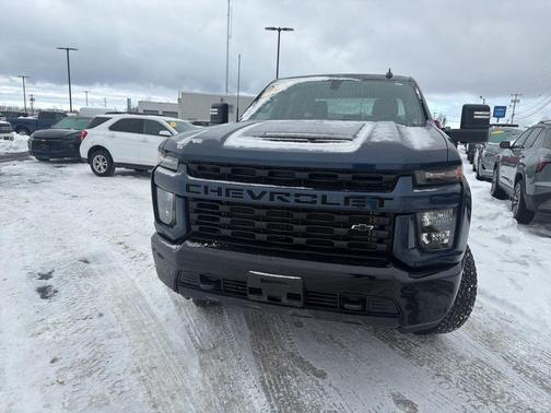 2022 Chevrolet Silverado 2500 Custom