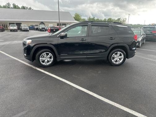 2021 GMC Terrain SLE