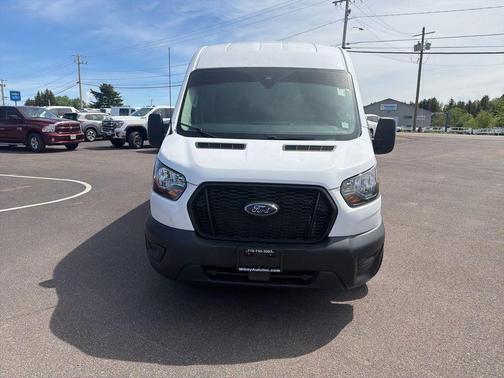 Oxford White 2023 Ford Transit-250 Base