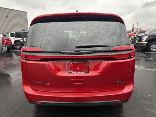 2026 Chrysler Pacifica Limited