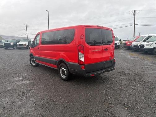 2017 Ford Transit-150 XL