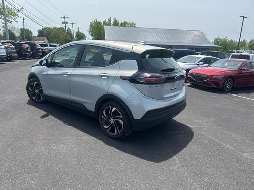 2022 Chevrolet Bolt EV 2LT