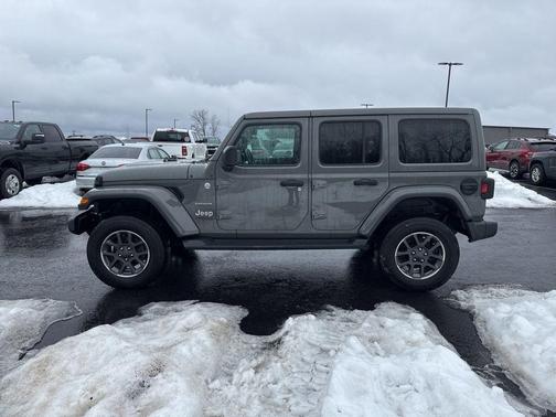 2020 Jeep Wrangler Unlimited Sahara