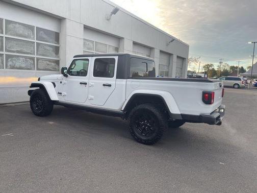 2021 Jeep Gladiator Sport