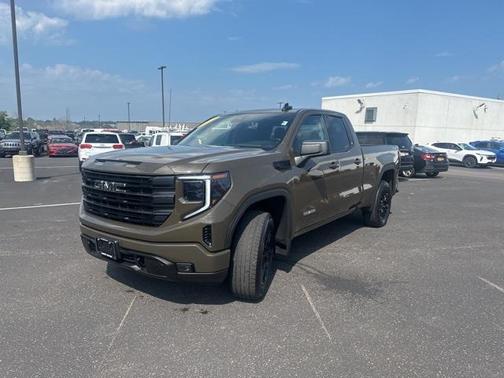 2023 GMC Sierra 1500 Elevation