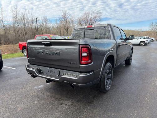 Granite Crystal Clearcoat Metallic 2026 RAM 1500 Big Horn/Lone Star