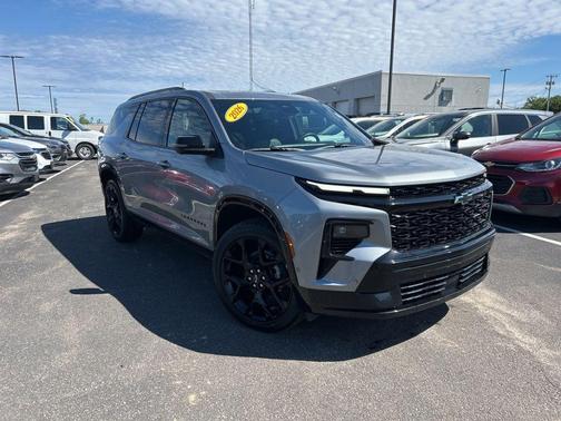 Sterling Gray Metallic 2026 Chevrolet Traverse RS