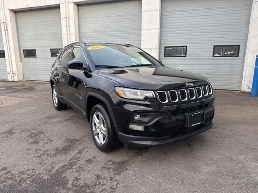 2023 Jeep Compass Latitude