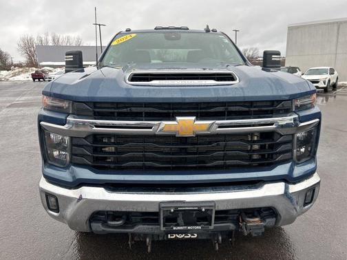 2024 Chevrolet Silverado 3500 LT