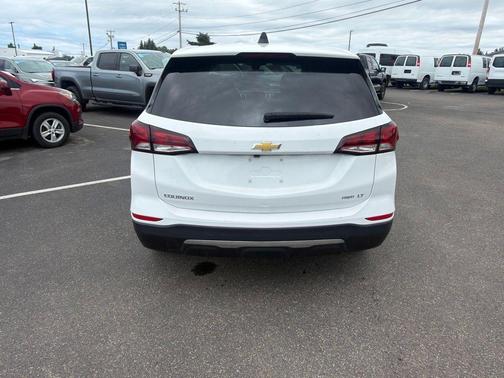 Summit White 2024 Chevrolet Equinox LT
