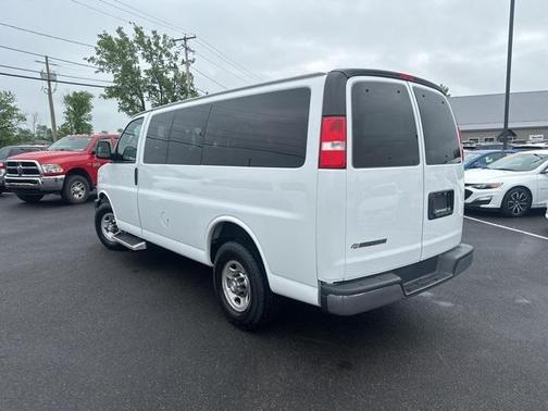 2018 Chevrolet Express 2500 LT