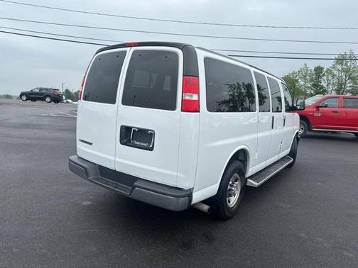 2018 Chevrolet Express 2500 LT