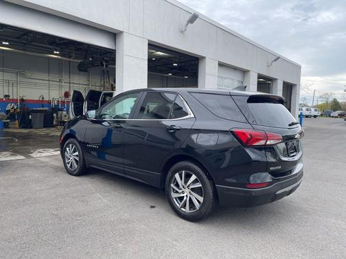 Mosaic Black Metallic 2023 Chevrolet Equinox 1LT