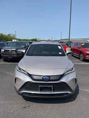 2022 Toyota Venza XLE
