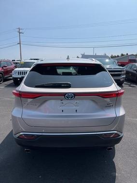 2022 Toyota Venza XLE