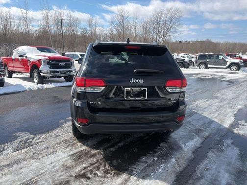 2020 Jeep Grand Cherokee Laredo E