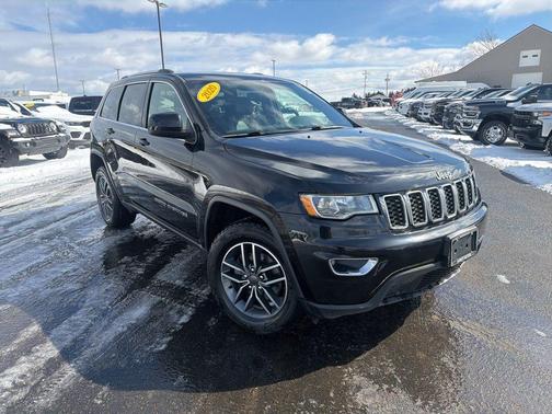 2020 Jeep Grand Cherokee Laredo E