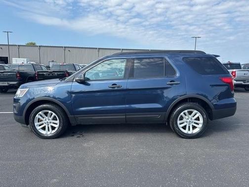 2017 Ford Explorer Base