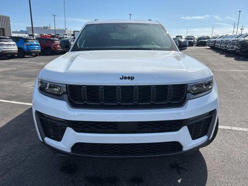 Bright White Clearcoat 2026 Jeep Grand Cherokee L Limited
