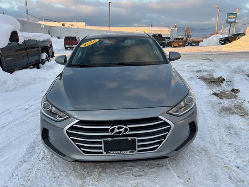 2018 Hyundai ELANTRA SE
