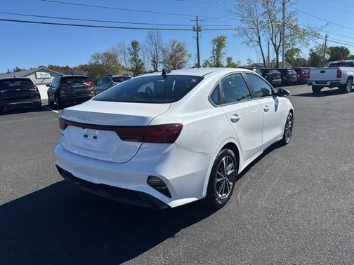 2022 Kia Forte LXS