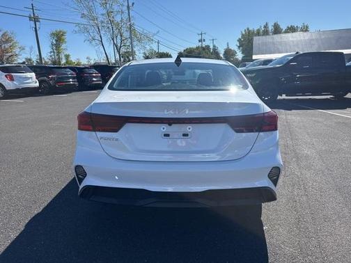 2022 Kia Forte LXS