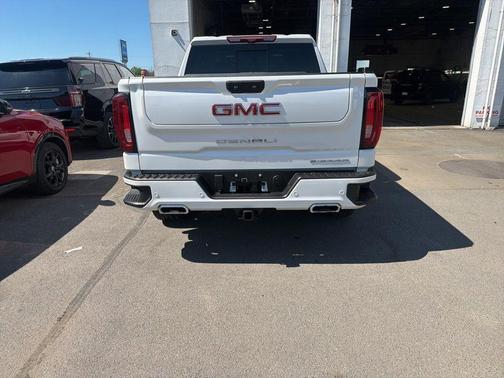 White Frost Tri-Coat 2024 GMC Sierra 1500 Denali