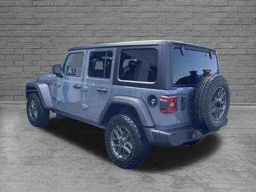 Anvil Clear Coat 2026 Jeep Wrangler Sport S