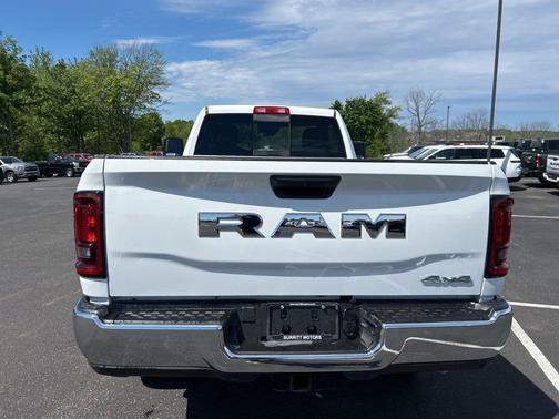 Bright White Clearcoat 2026 RAM 3500 Tradesman