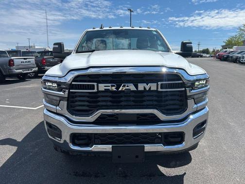 Bright White Clearcoat 2026 RAM 3500 Tradesman