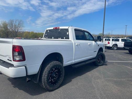 Bright White Clearcoat 2023 RAM 2500 Big Horn