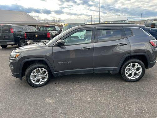 2024 Jeep Compass Latitude