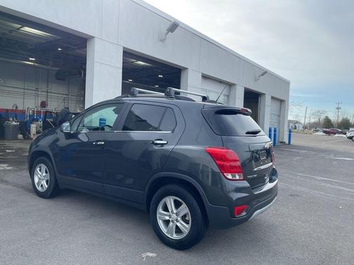 Nightfall Gray Metallic 2019 Chevrolet Trax LT