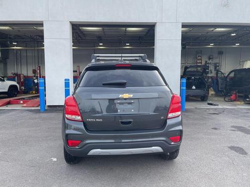 Nightfall Gray Metallic 2019 Chevrolet Trax LT