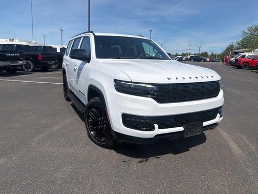 Bright White Clearcoat 2023 Jeep Wagoneer Series II