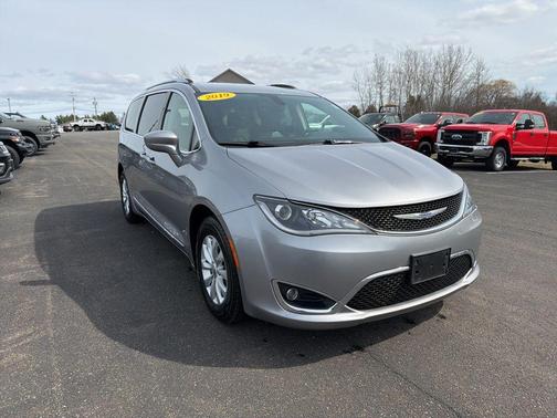 2019 Chrysler Pacifica Touring-L