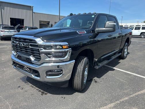 Diamond Black 2026 RAM 3500 Tradesman