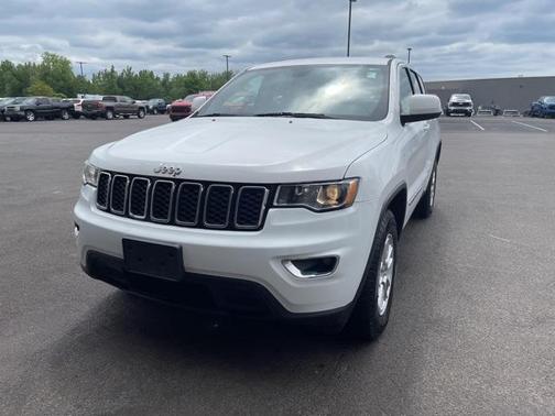 2019 Jeep Grand Cherokee Laredo E