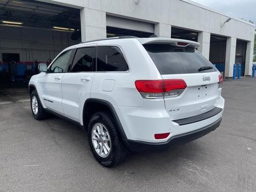 2019 Jeep Grand Cherokee Laredo E