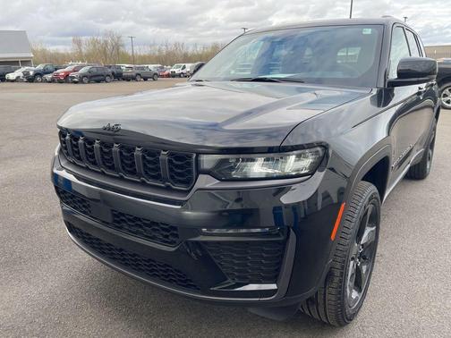 Diamond Black 2026 Jeep Grand Cherokee Limited