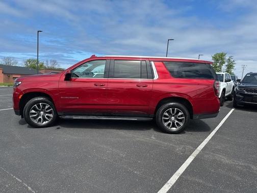 2021 Chevrolet Suburban LT