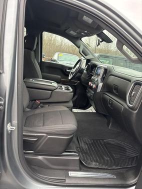 2020 GMC Sierra 1500 SLE