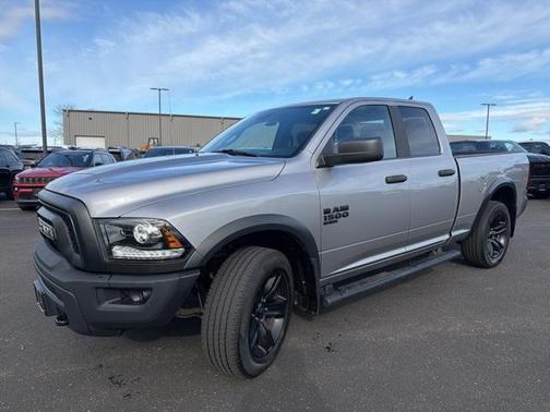 2022 RAM 1500 Classic SLT