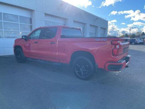 2023 Chevrolet Silverado 1500 Custom