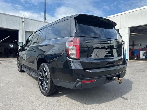 2024 Chevrolet Suburban RST